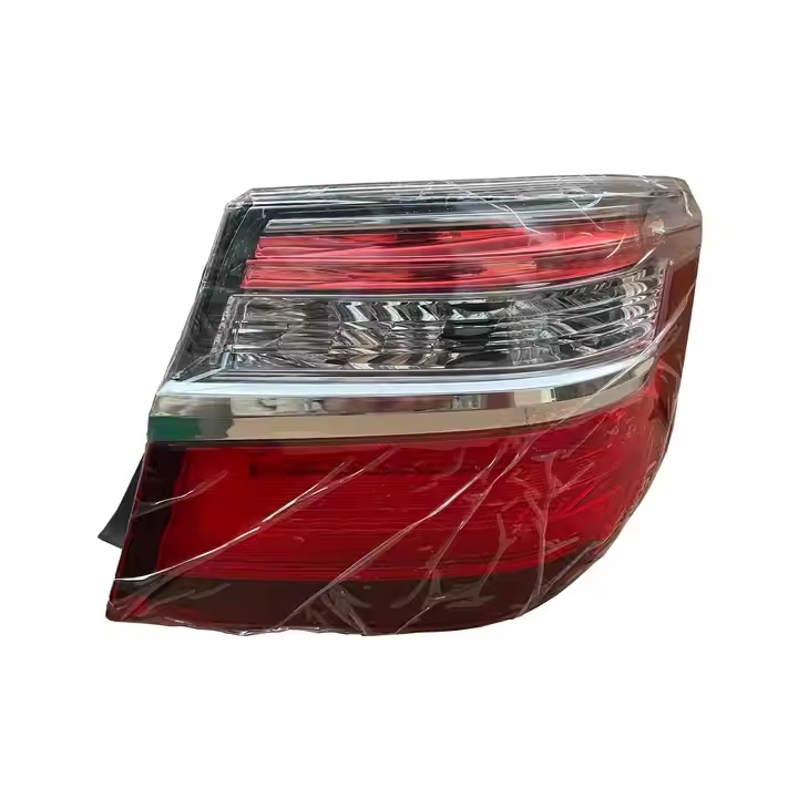 Factory Direct New 12V LED Tail Lamp Lights Modified Car Taillight for Toyota Camry 2015